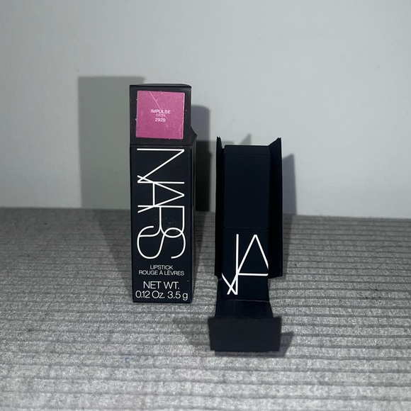 NARS Iconic Lipstick Satin- Impulse. Berry, Dark, Mauve, Wine, Flirt, Attractive - Picture 2 of 5